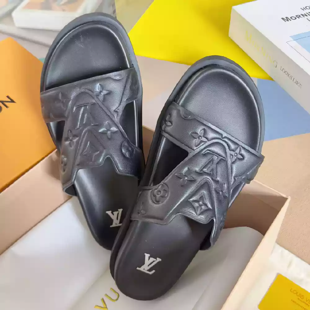 LV OASIS MULE EMBOSSED MONOGRAM BROWN - LVSD060 LV OASIS MULE EMBOSSED MONOGRAM BROWN