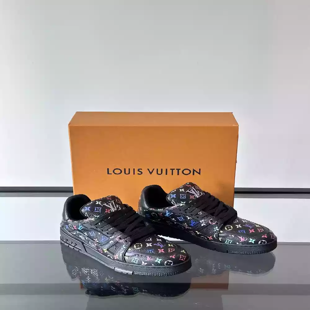 LV x TM LV TRAINER SNEAKER IN BLACK