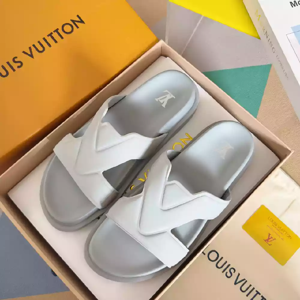 LOUIS VUITTON SLIPPERS IN NIGERIA - LVSD062 LOUIS VUITTON SLIPPERS IN NIGERIA