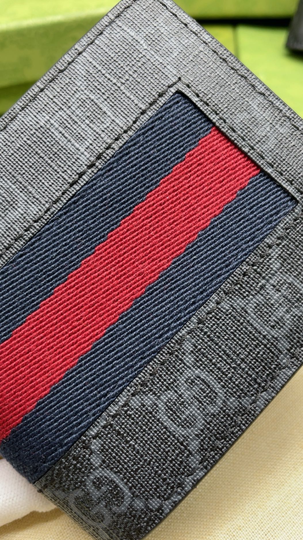 GUCCI BIFOLD GG SUPREME WEB BLACK WALLET - WLG052 GUCCI BIFOLD GG SUPREME WEB BLACK WALLET