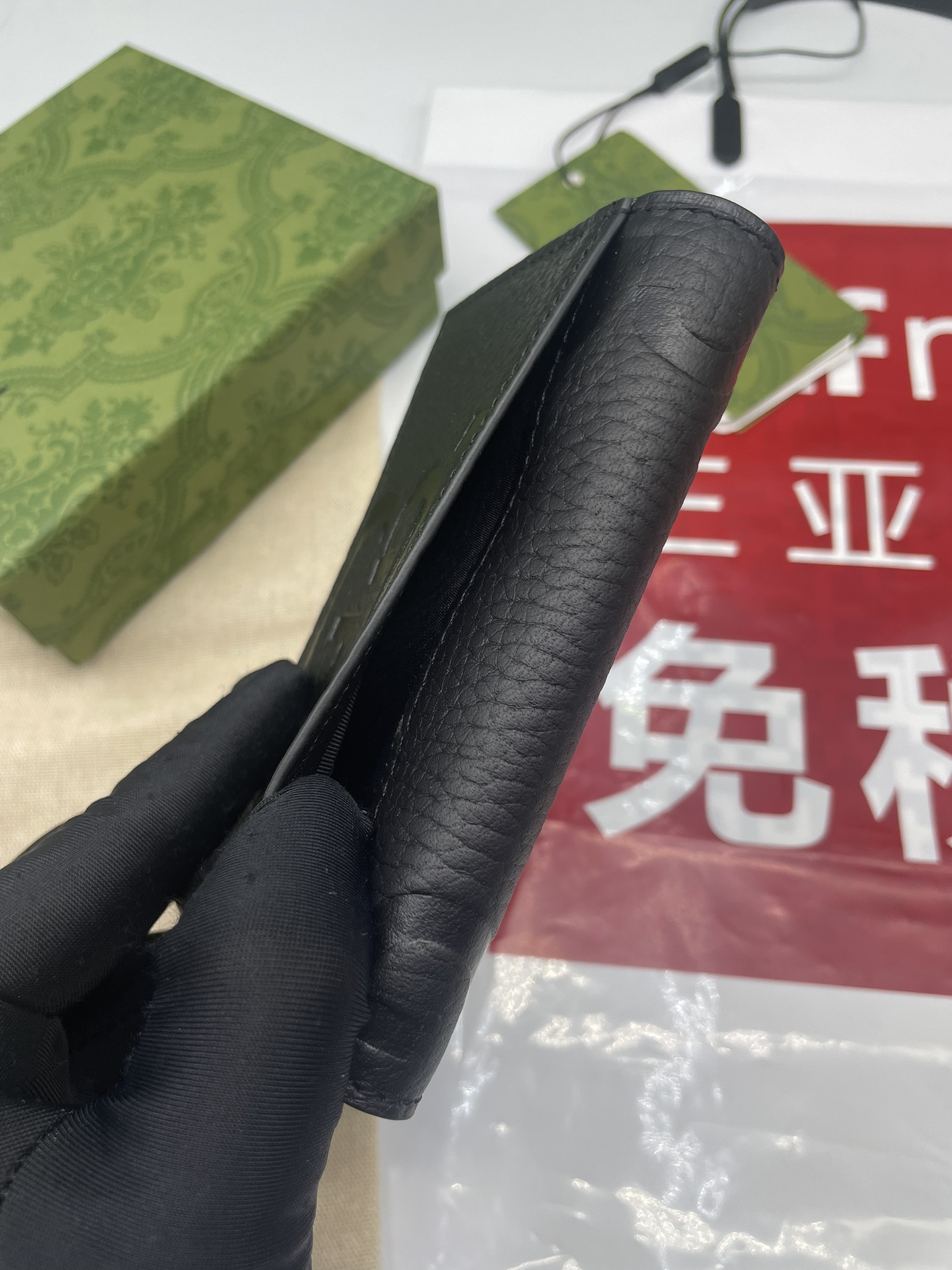 JUMBO GG PASSPORT CASE IN BLACK LEATHER - WLG056 JUMBO GG PASSPORT CASE IN BLACK LEATHER