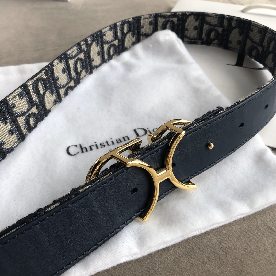 30 MONTAIGE REVERSIBLE BELT BLUE SMOOTH CALFSKIN - DB009 30 MONTAIGE REVERSIBLE BELT BLUE SMOOTH CALFSKIN