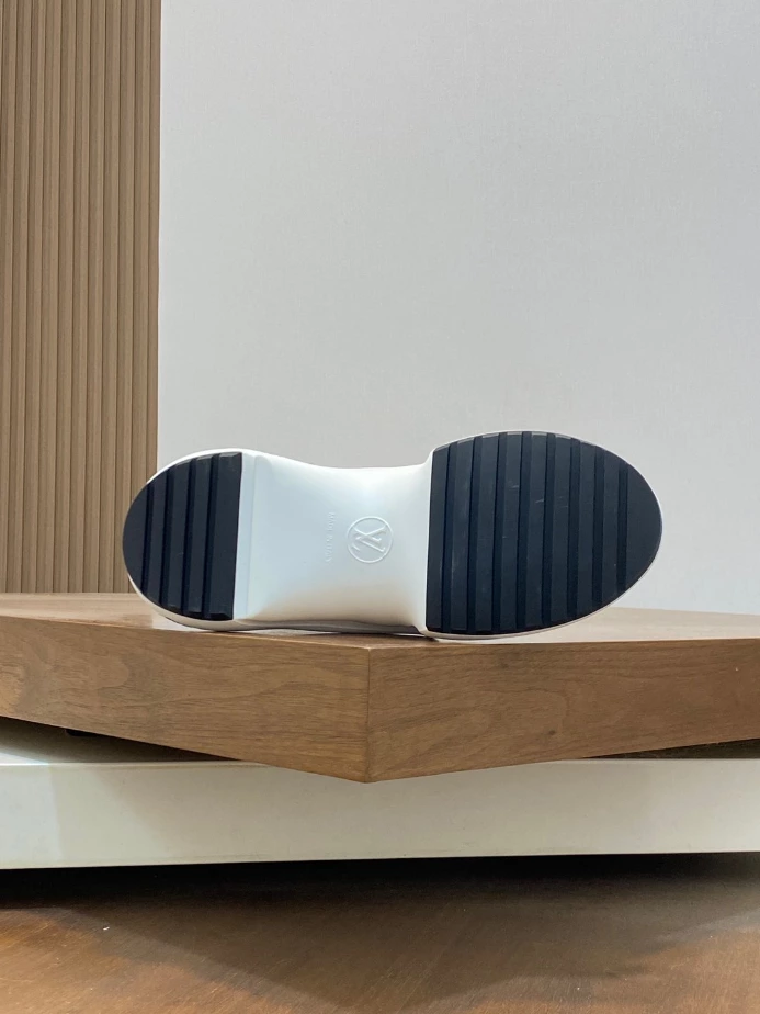 Louis Vuitton Trainer Blue Grey Black Sneaker