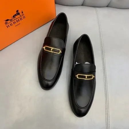 Hermes Men's Colette Loafers In Black Calfskin - HM044 Hermes Men's Colette Loafers In Black Calfskin