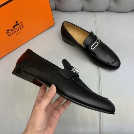 Hermes Men's Colette Loafers In Noir Calfskin - HM045 Hermes Men's Colette Loafers In Noir Calfskin