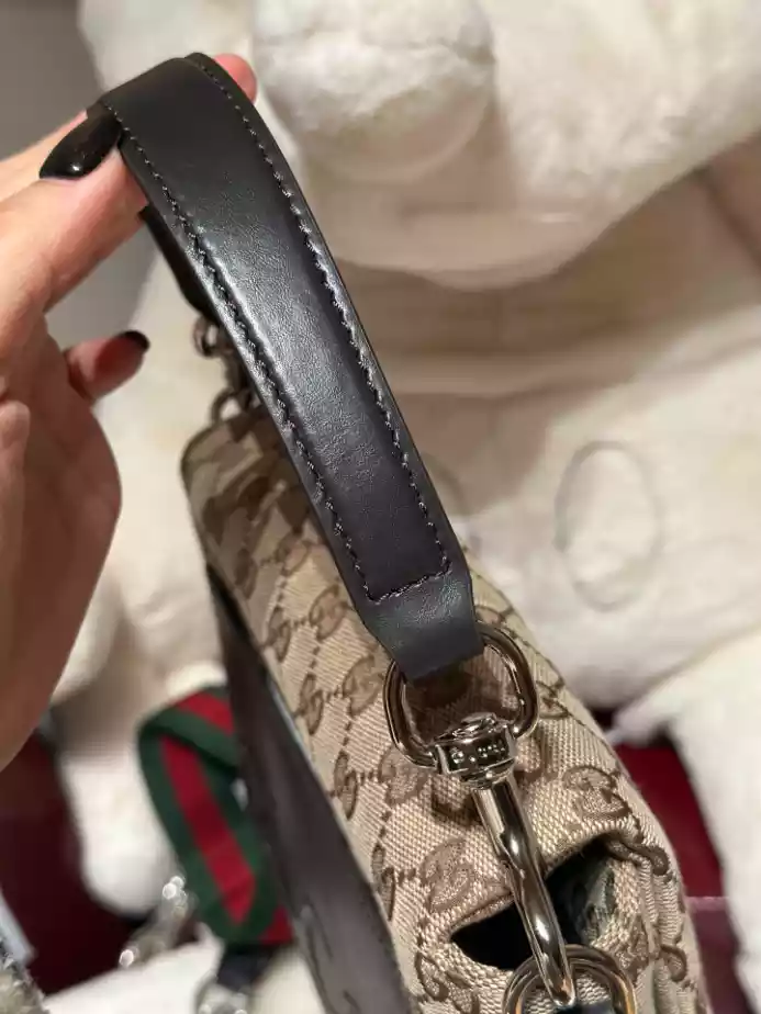 GG CANVAS SMALL CROSSBODY BAG - BG059