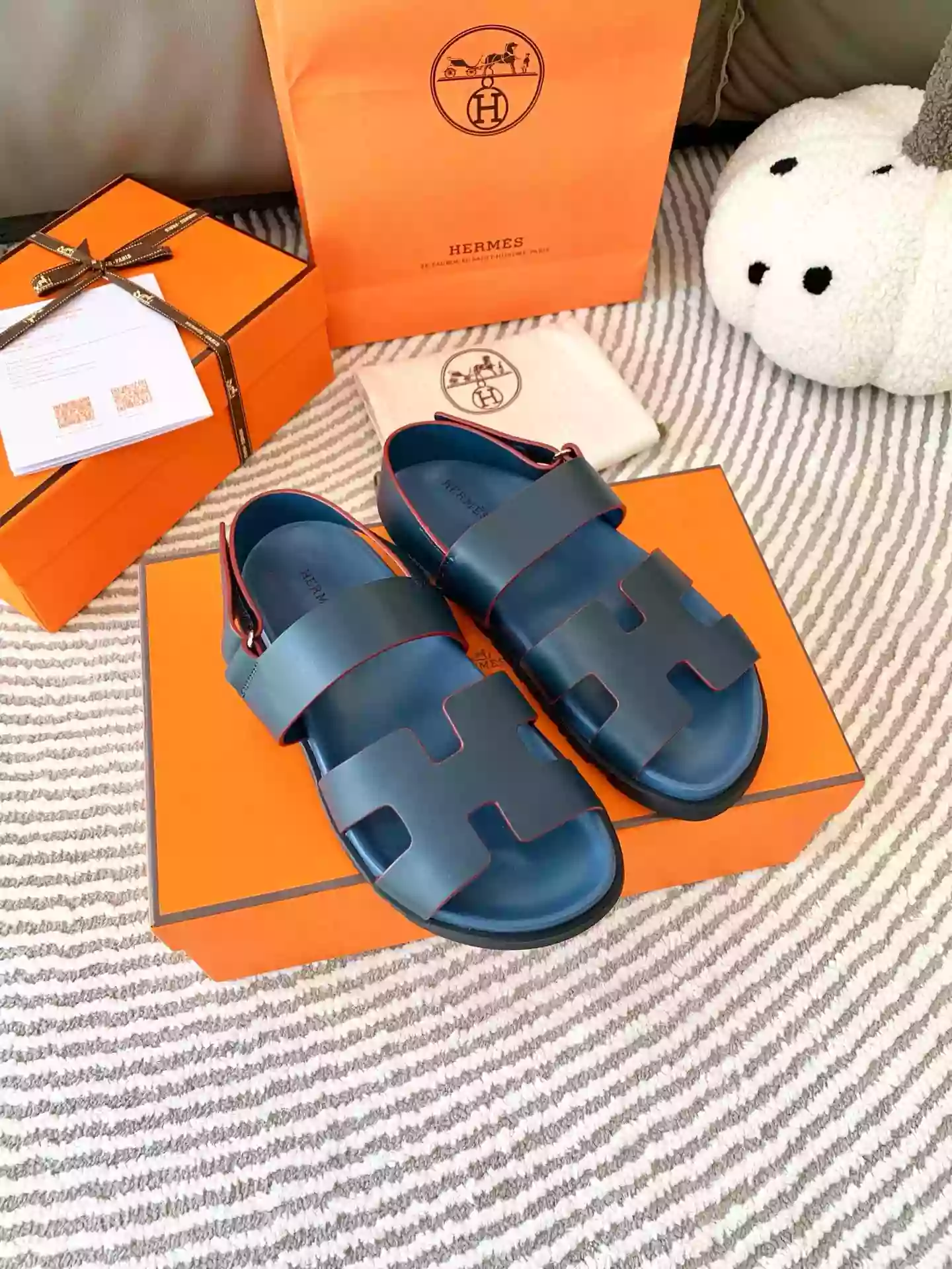 HERMES MEN'S GENIUS SANDALS IN BLUE CALFSKIN - HMSD004