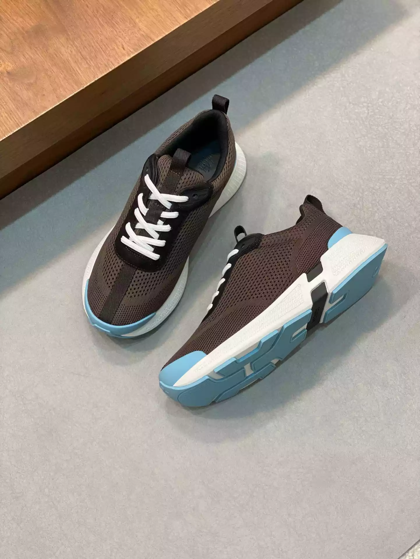 Hermès Sneakers