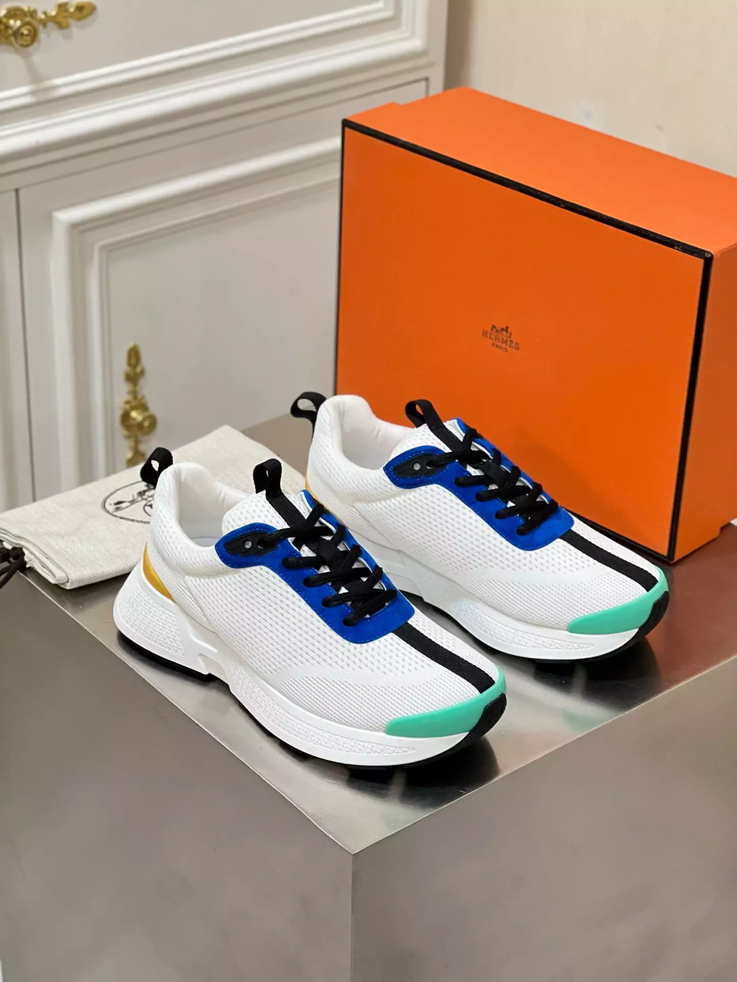 Hermès Sneakers