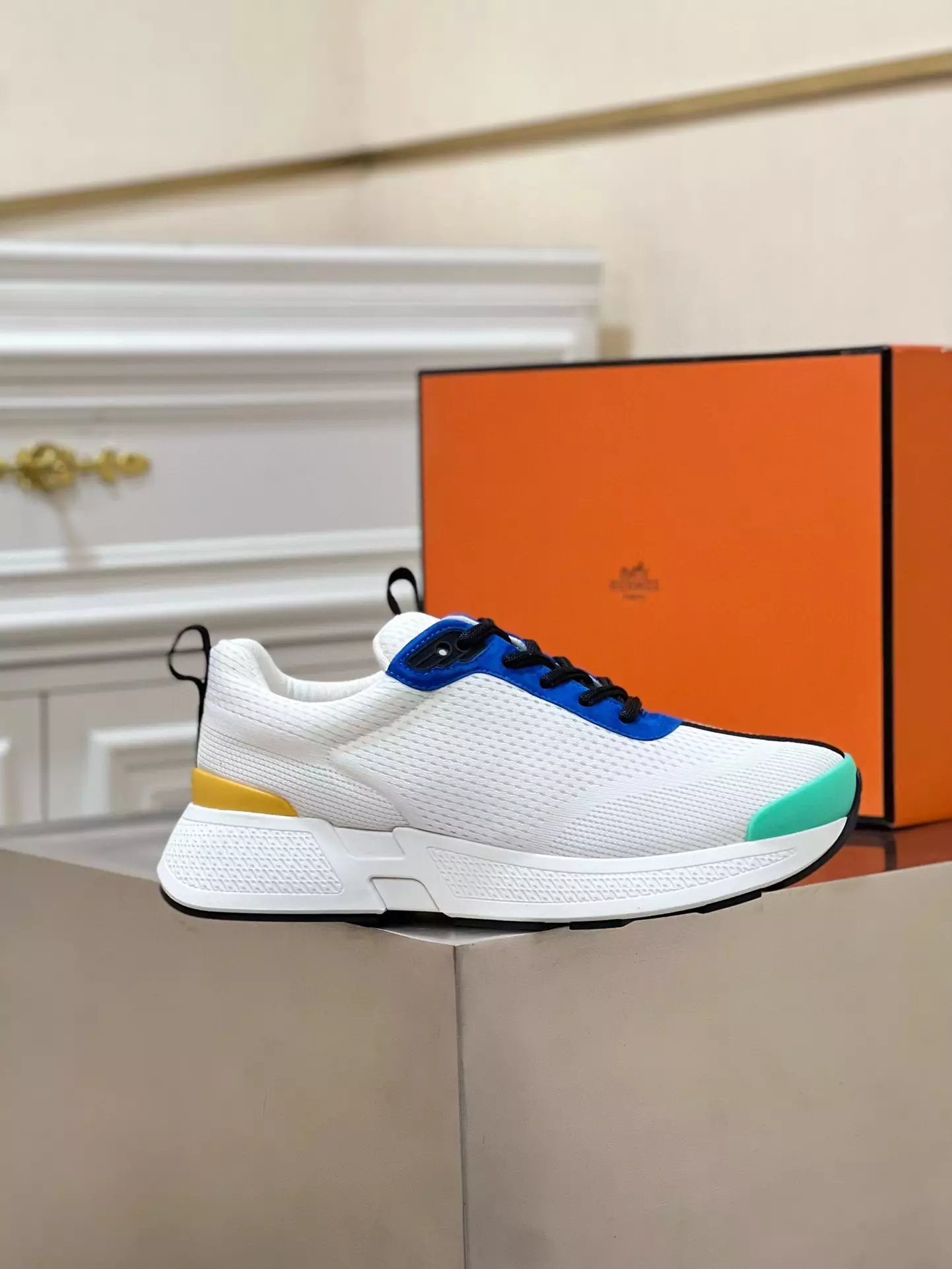 Hermès Sneakers