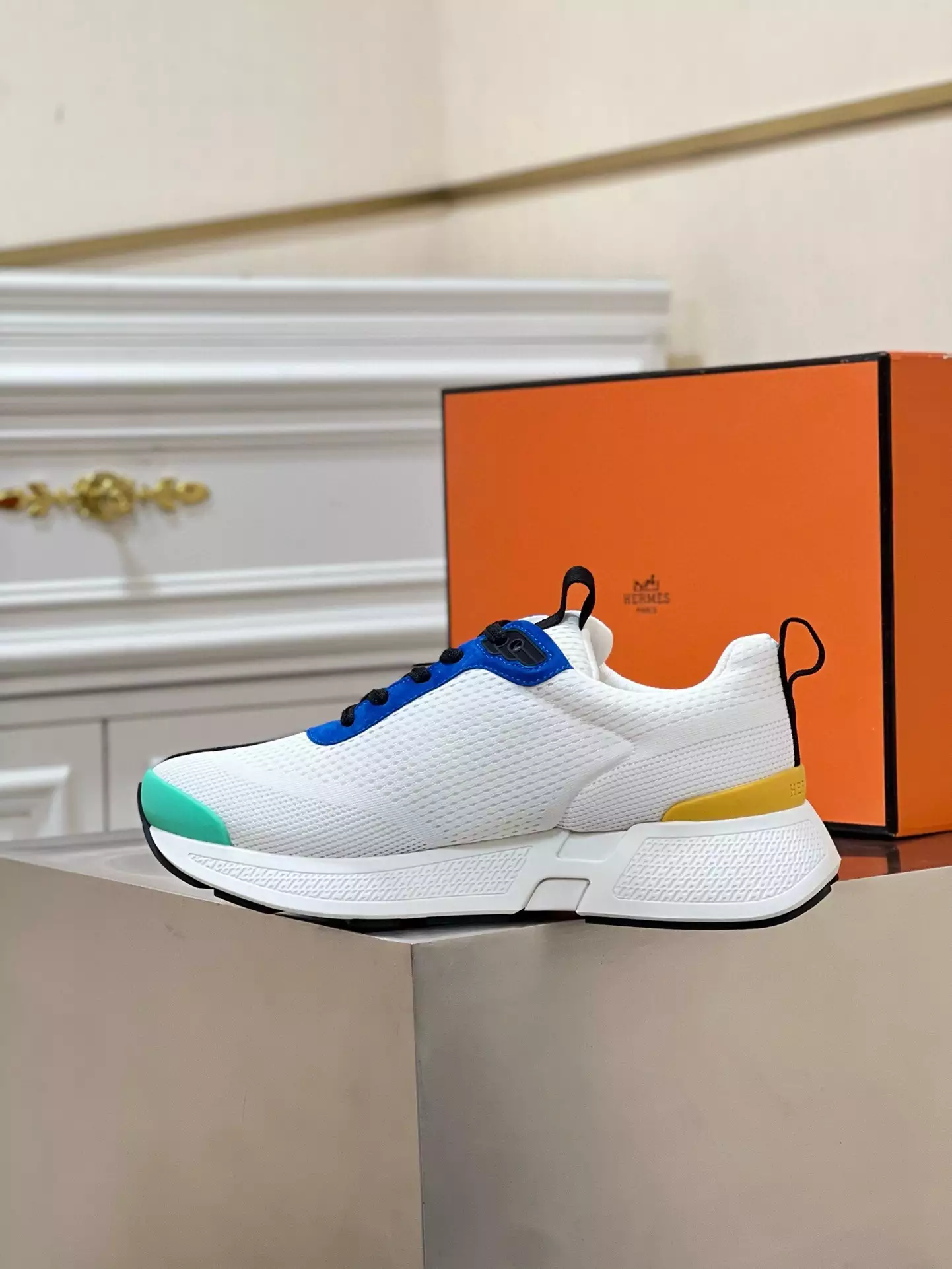 Hermès Sneakers