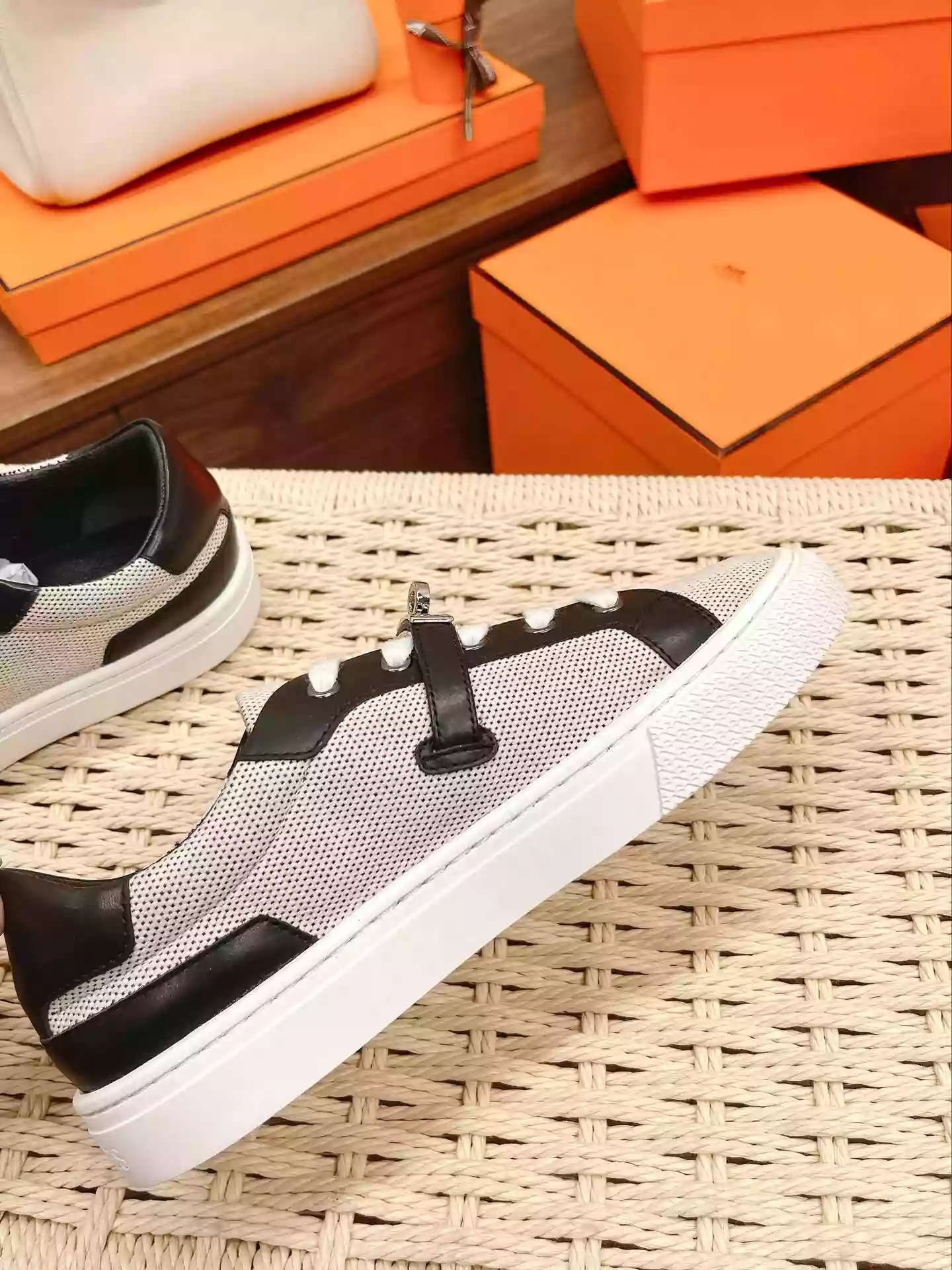 Hermès Sneakers