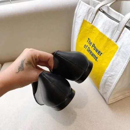 Hermes Pegase Ballerina Flats In Black Calfskin - HM078 Hermes Pegase Ballerina Flats In Black Calfskin