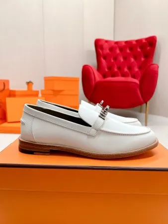Hermes Women's Destin Loafers in White Leather - HM072 Hermes Women's Destin Loafers in White Leather