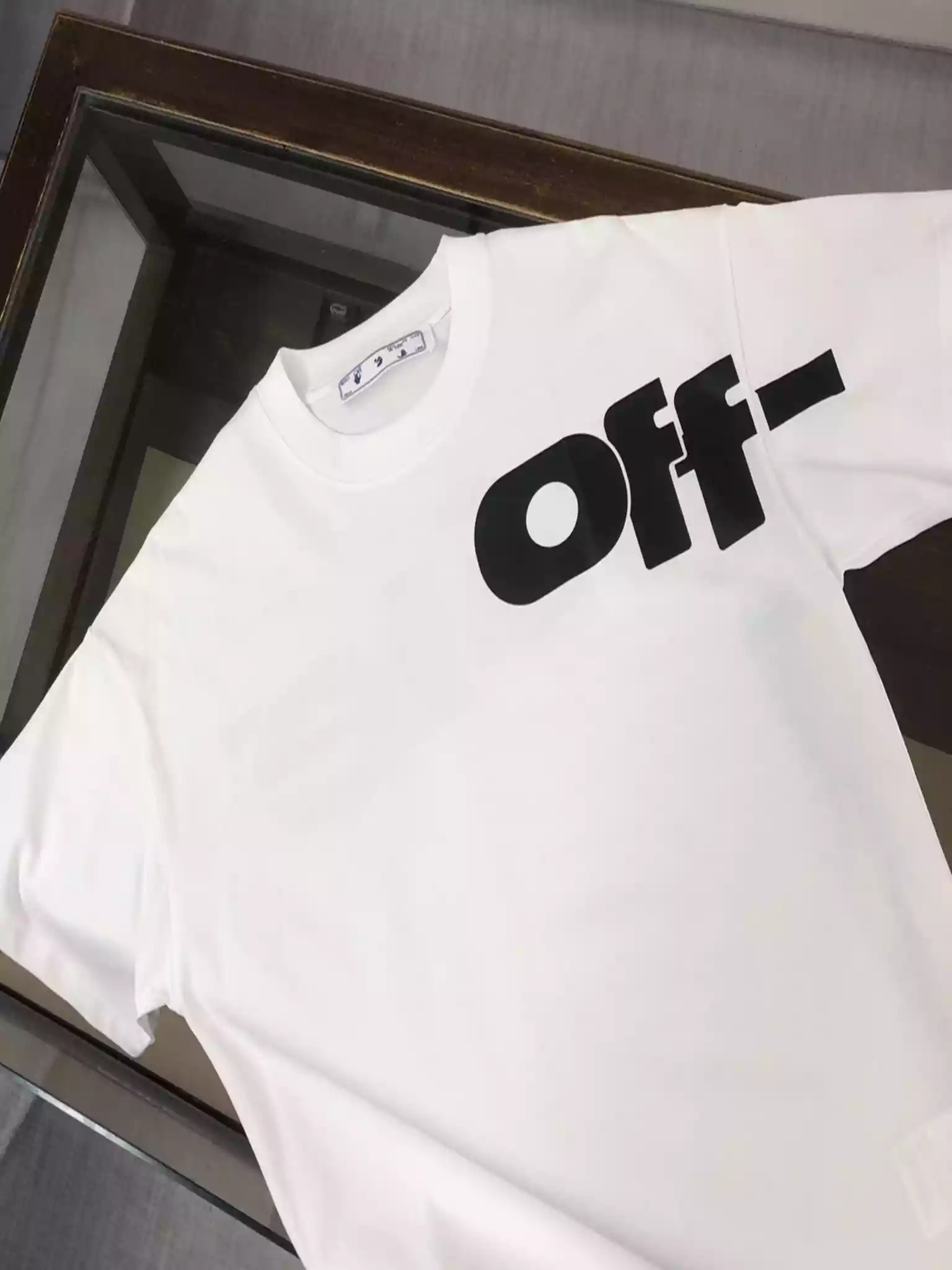 WHITE TYPE GRAPHIC S/S T-SHIRT IN WHITE - OWS041 WHITE TYPE GRAPHIC S/S T-SHIRT IN WHITE