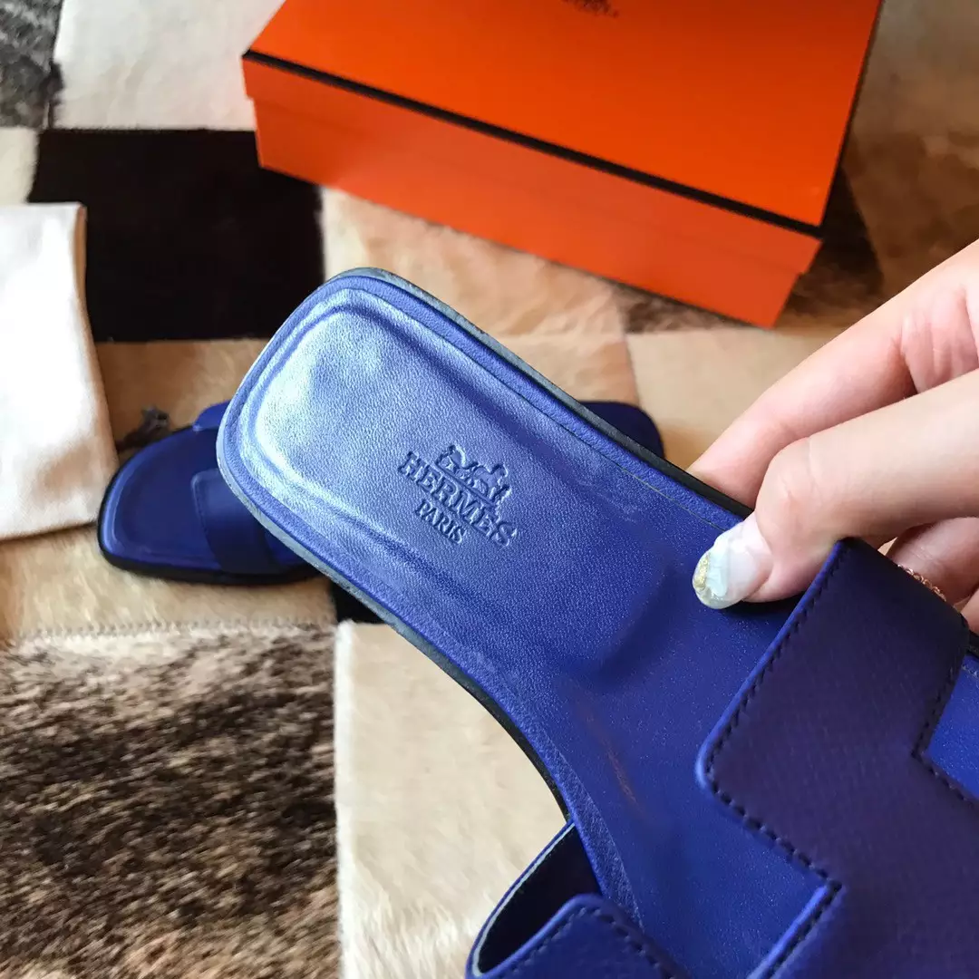 HERMES ORAN SLIDE SANDALS IN BLUE ELECTRIC EPSOM CALFSKIN - HMSD073