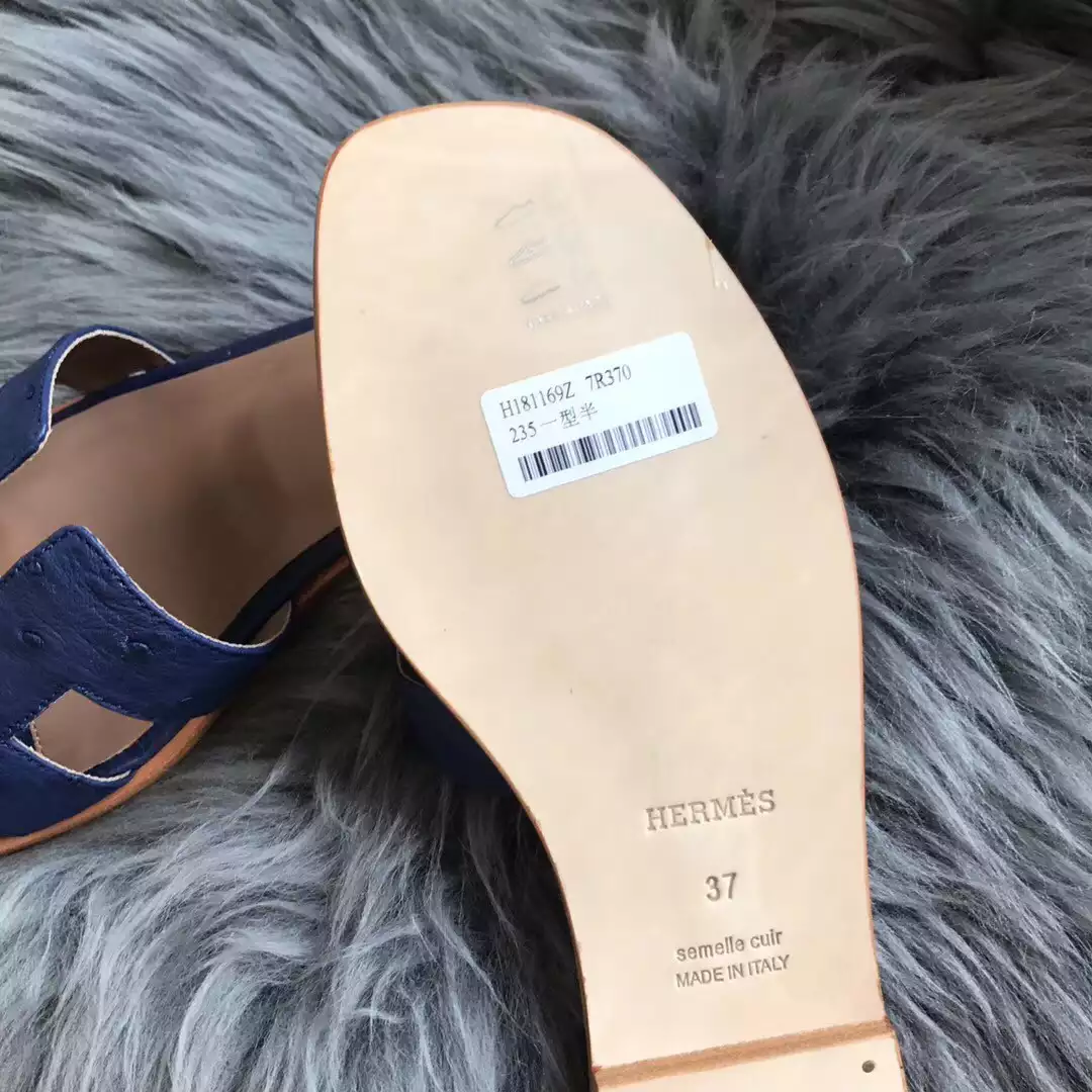 HERMES ORAN SLIDE SANDALS IN BLUE ROY OSTRICH LEATHER - HMSD076