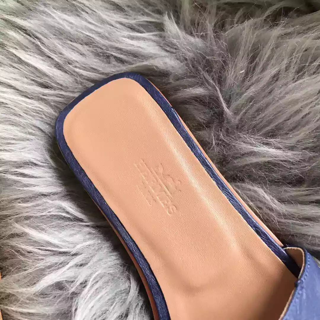 HERMES ORAN SLIDE SANDALS IN BLUE ROY OSTRICH LEATHER - HMSD076