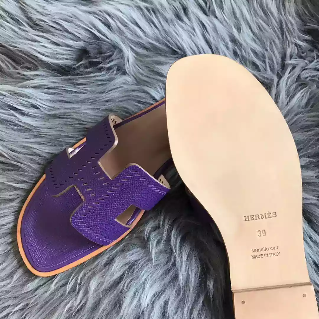HERMES ORAN SLIDE SANDALS IN PURPLE EPSOM PERFORATED CALFSKIN - HMSD098