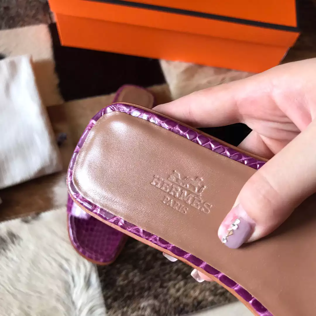 HERMES ORAN SLIDE SANDALS IN PURPLE SHINY NILOTICUS CROCODILE SKIN - HMSD054