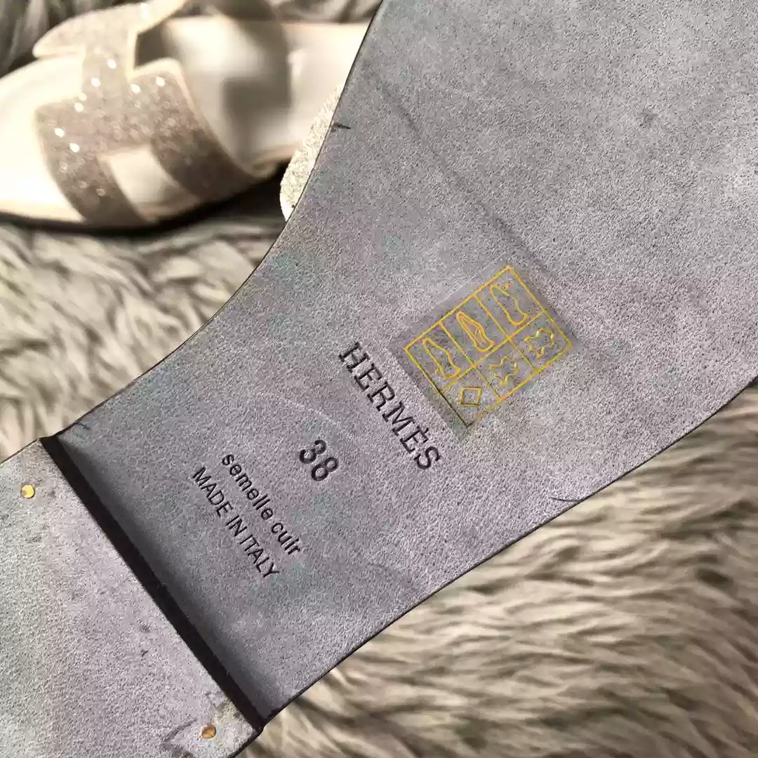 HERMES ORAN SLIDE SANDALS IN WHITE SUEDE WITH CRYSTAL - HMSD109