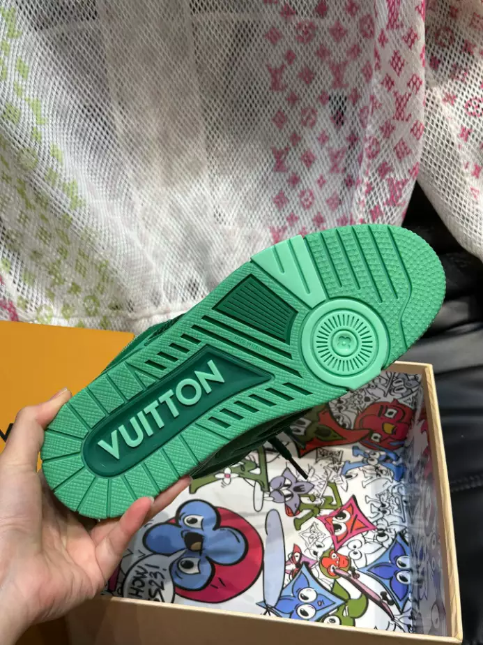 LV SKATE SNEAKERS