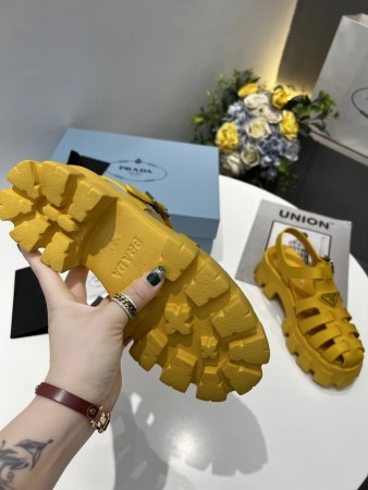 PRADA FOAM SANDALS IN YELLOW RUBBER - PSD006