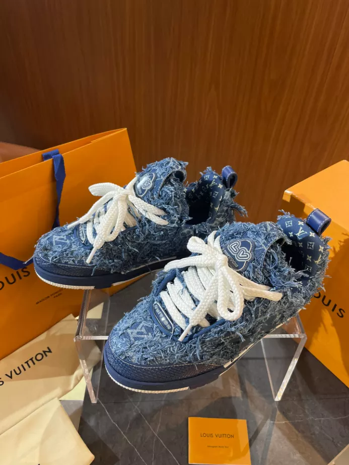 LV SKATE SNEAKERS