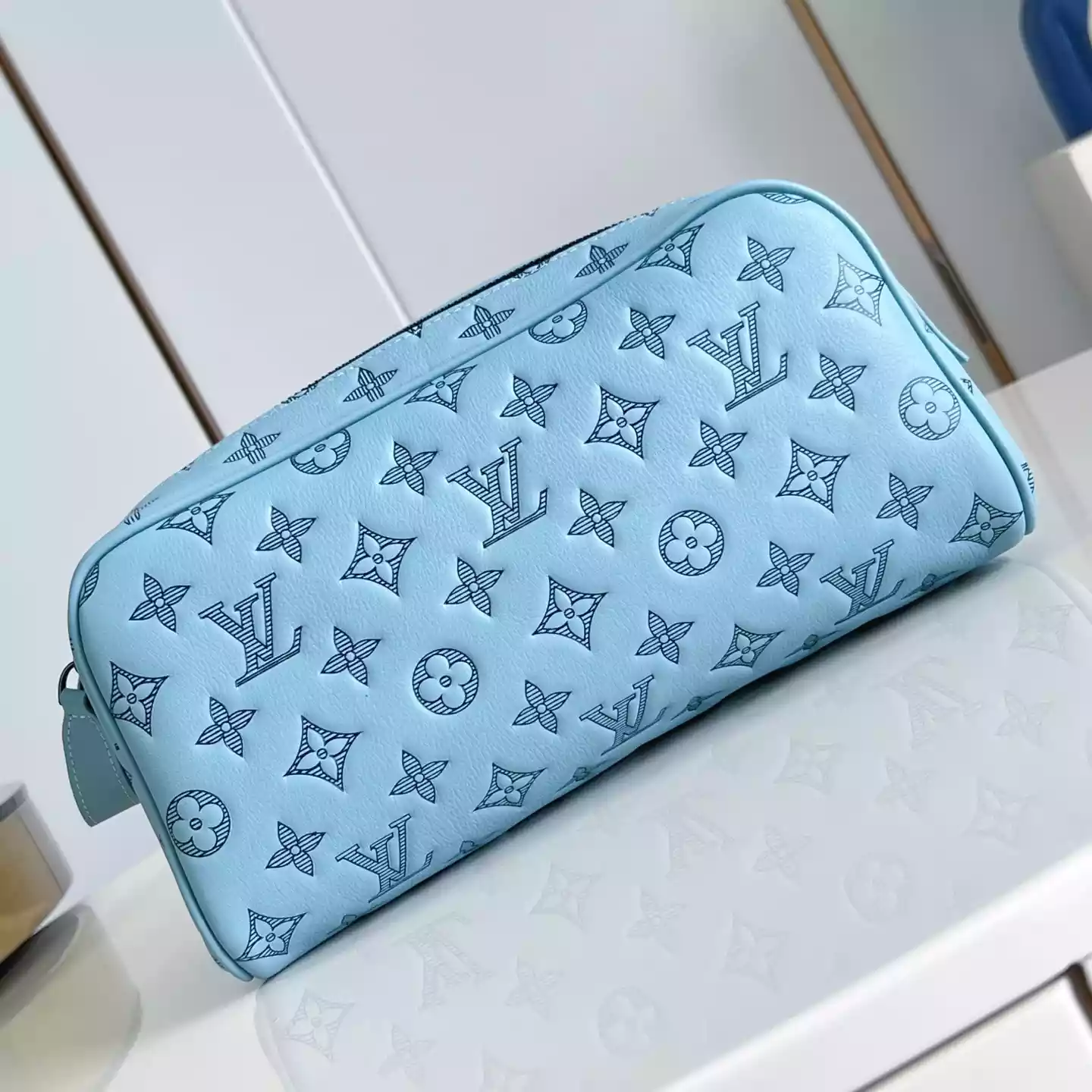 DOPP KIT BLUE MONOGRAM SHADOW - LW302 DOPP KIT BLUE MONOGRAM SHADOW