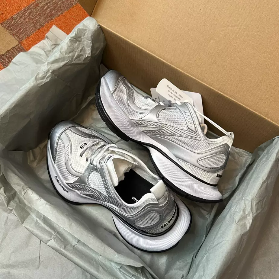 BALENCIAGA CIRCUIT SNEAKER - BLA098