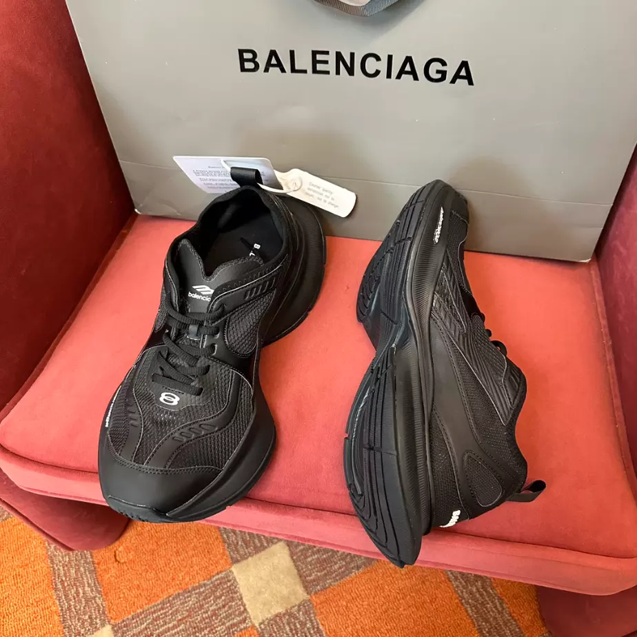BALENCIAGA CIRCUIT SNEAKER - BLA099