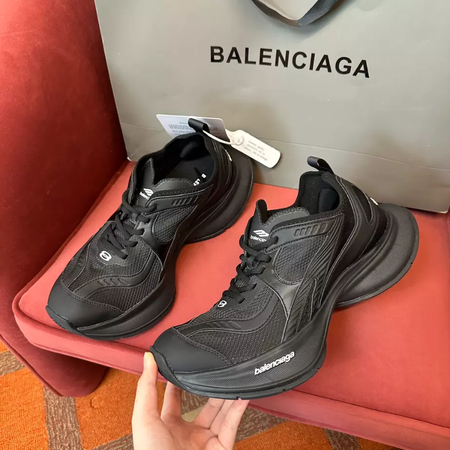BALENCIAGA CIRCUIT SNEAKER - BLA099