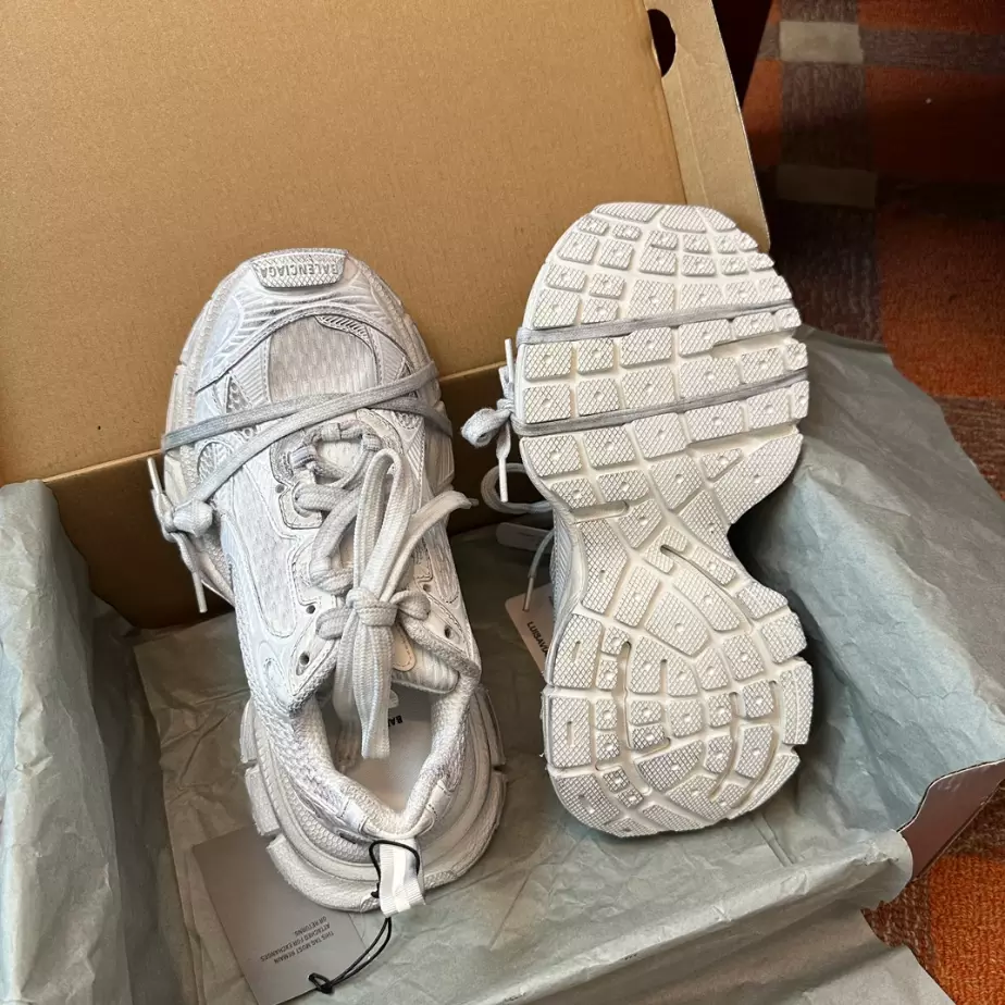 BALENCIAGA MEN'S 3XL SNEAKER - BLA108