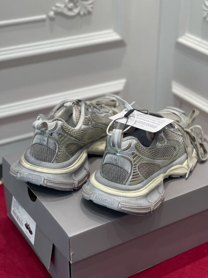 BALENCIAGA MEN'S 3XL SNEAKER - BLA117