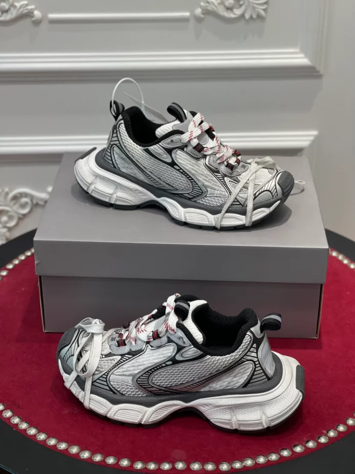 BALENCIAGA MEN'S 3XL SNEAKER - BLA120