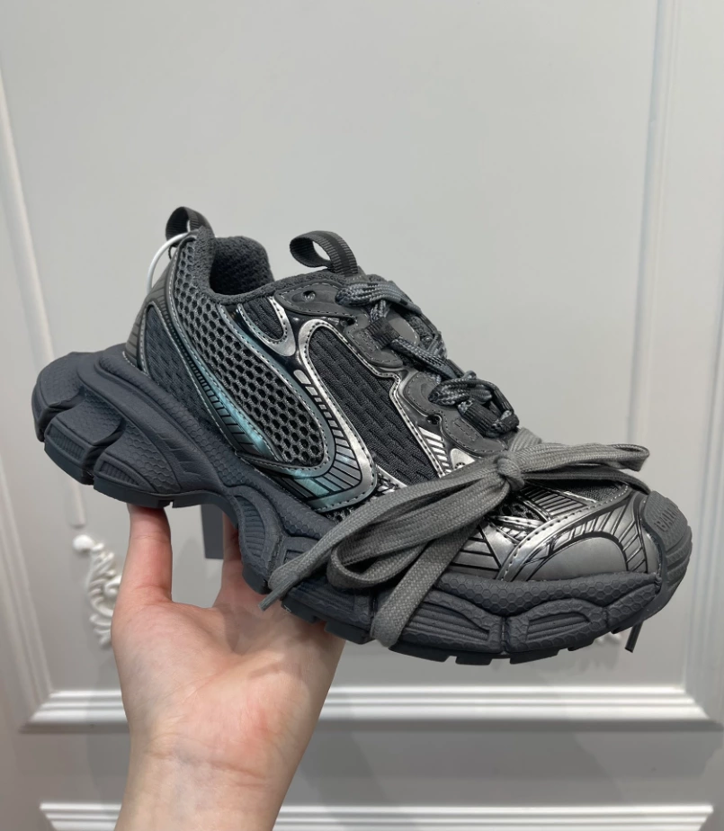 BALENCIAGA MEN'S 3XL SNEAKER - BLA123