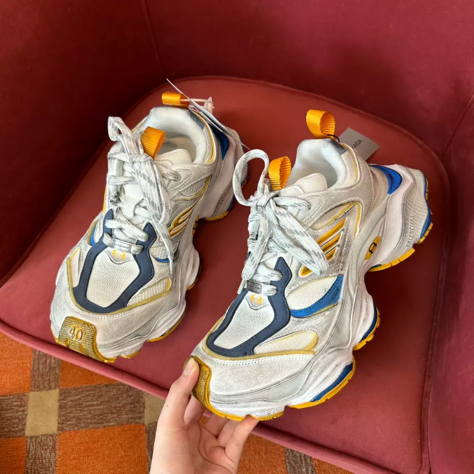 BALENCIAGA MEN'S CARGO SNEAKER - BLA105