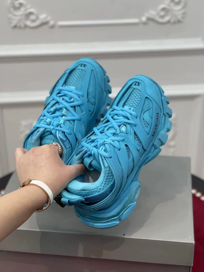 BALENCIAGA TRACK SNEAKER - BLA124