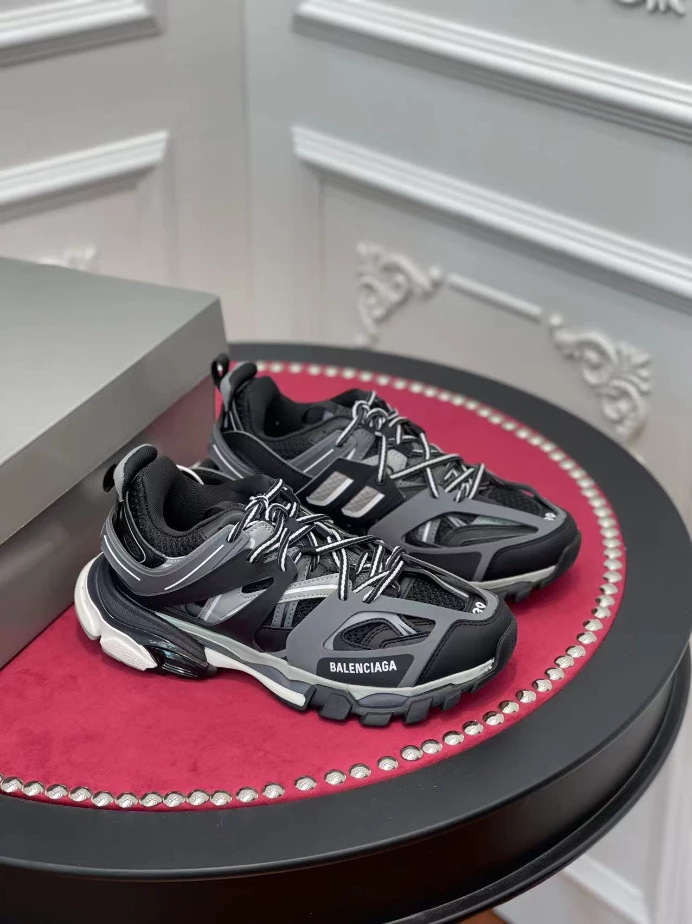 BALENCIAGA TRACK SNEAKER - BLA134