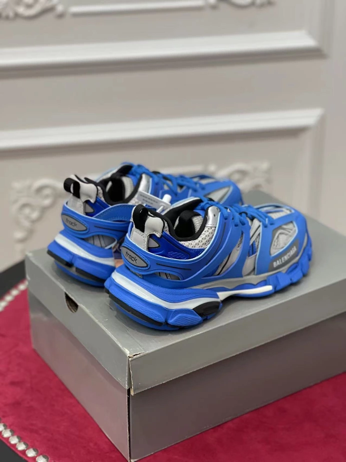 BALENCIAGA TRACK SNEAKER - BLA136