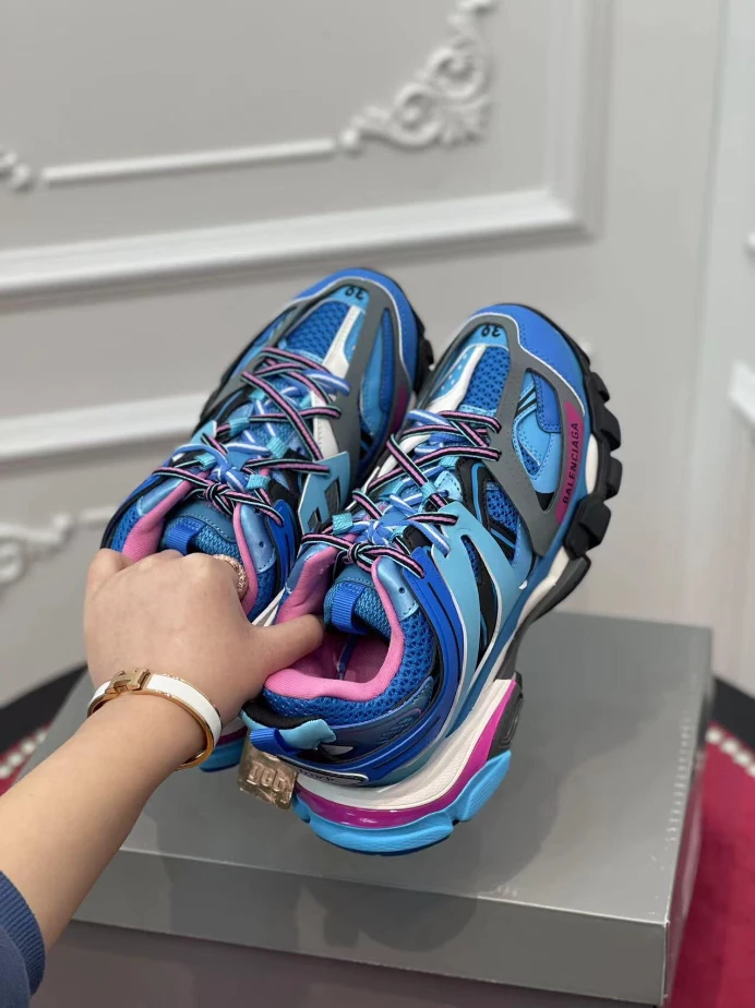 BALENCIAGA TRACK SNEAKER - BLA137