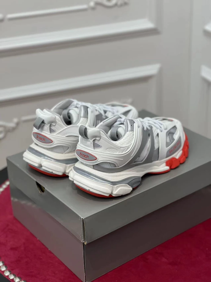 BALENCIAGA TRACK SNEAKER - BLA139