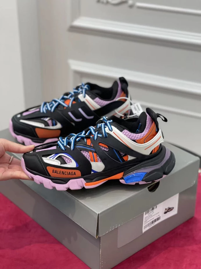BALENCIAGA TRACK SNEAKER - BLA140
