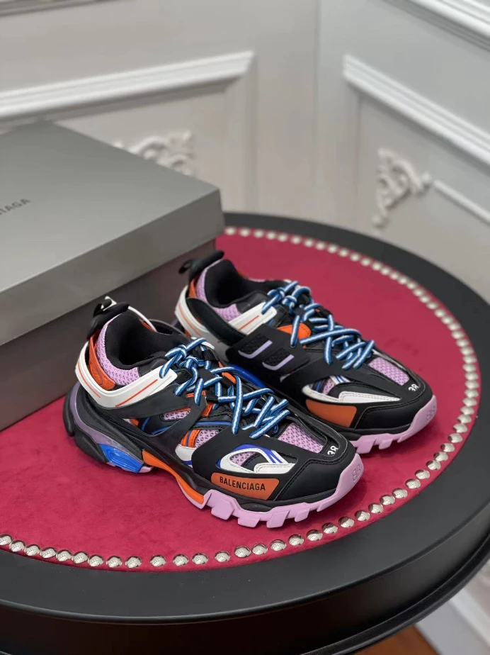 BALENCIAGA TRACK SNEAKER - BLA140