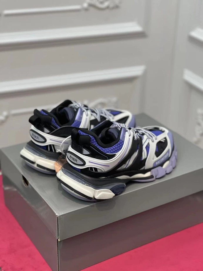 BALENCIAGA TRACK SNEAKER - BLA142