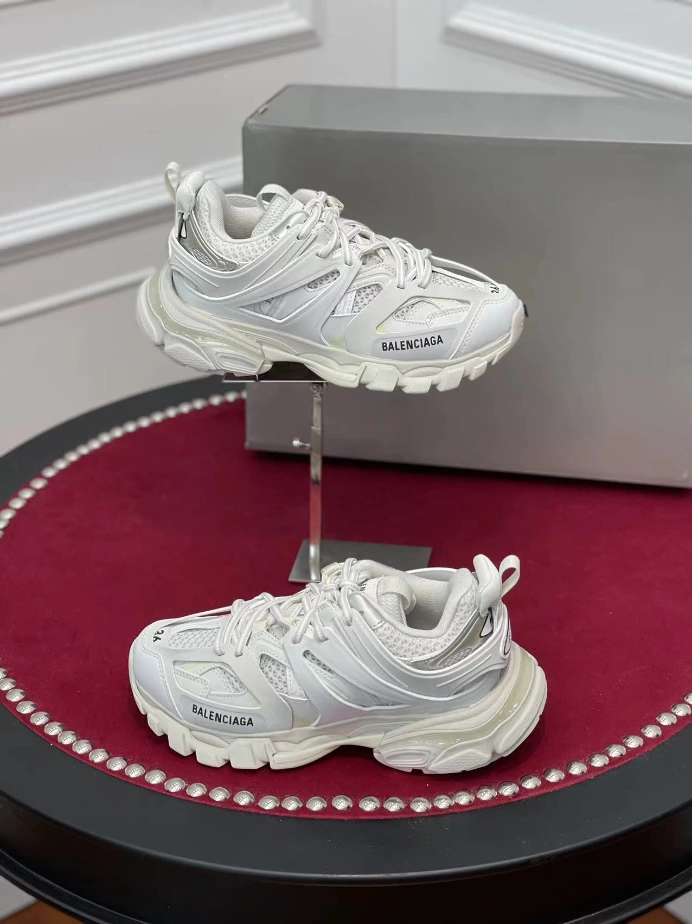 BALENCIAGA TRACK SNEAKER - BLA143