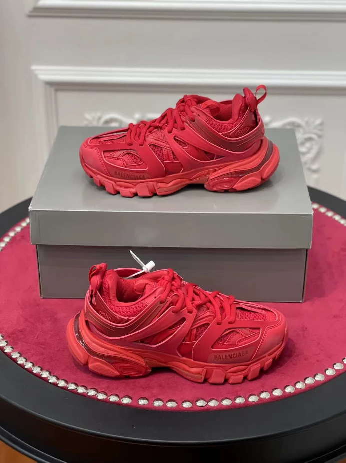 BALENCIAGA TRACK SNEAKER - BLA145