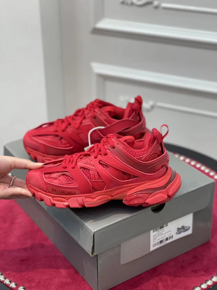 BALENCIAGA TRACK SNEAKER - BLA145