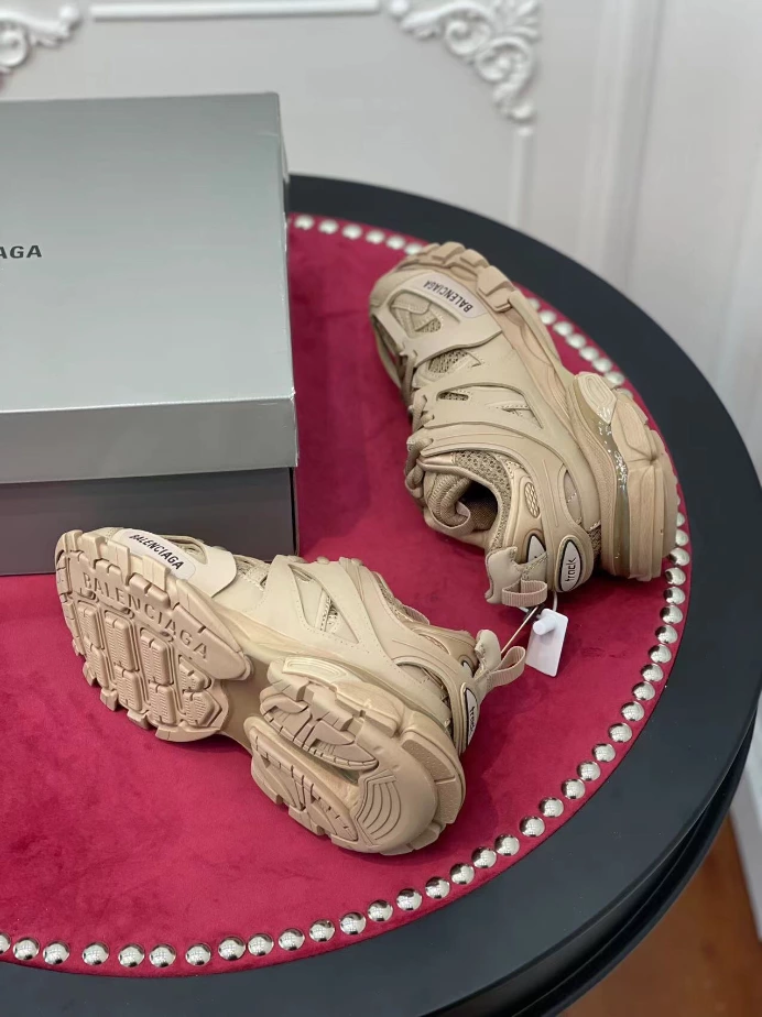 BALENCIAGA TRACK SNEAKER - BLA147