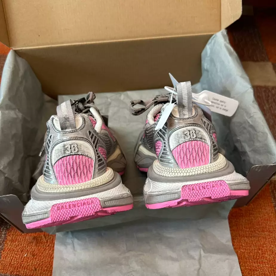 BALENCIAGA WOMEN'S 3XL SNEAKER - BLA102